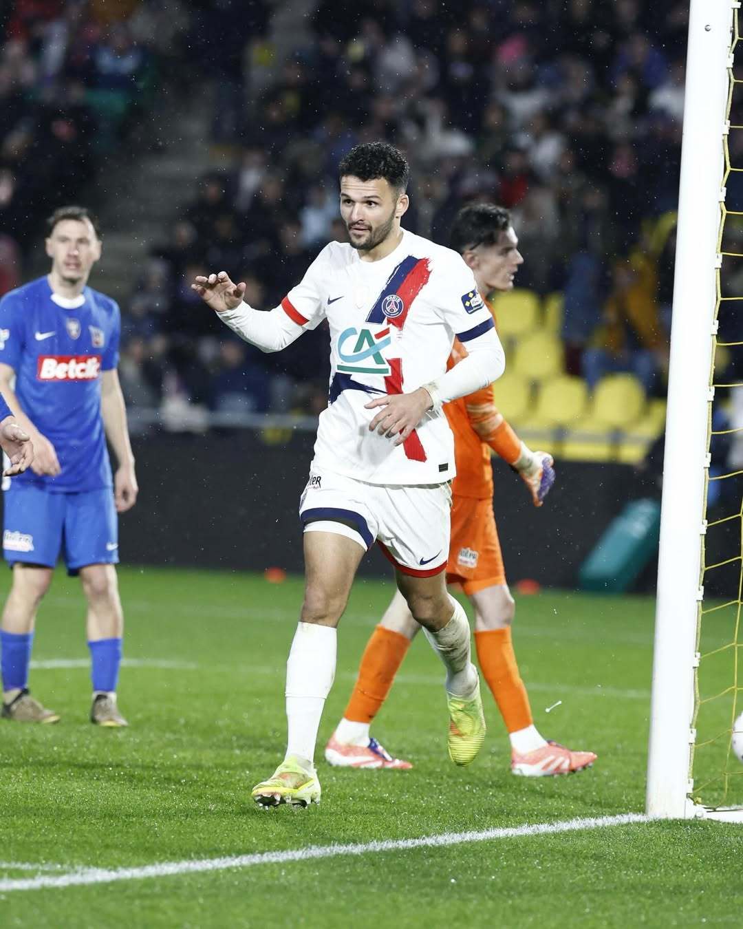 巴黎火力全开，却依然追不上那支巴萨